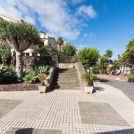 5br House - Pool & Parking - Tennis Court *