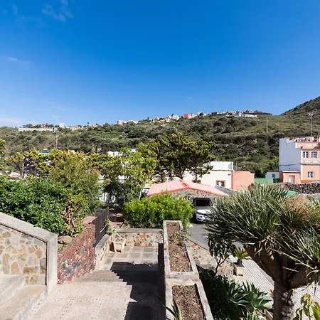 5br House - Pool & Parking - Tennis Court Villa