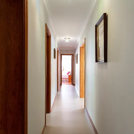 Villa 5br House - Pool & Parking - Tennis Court *